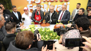 Bahçelievler’de 5 Ton çiğ Köfte Dağıtıldı